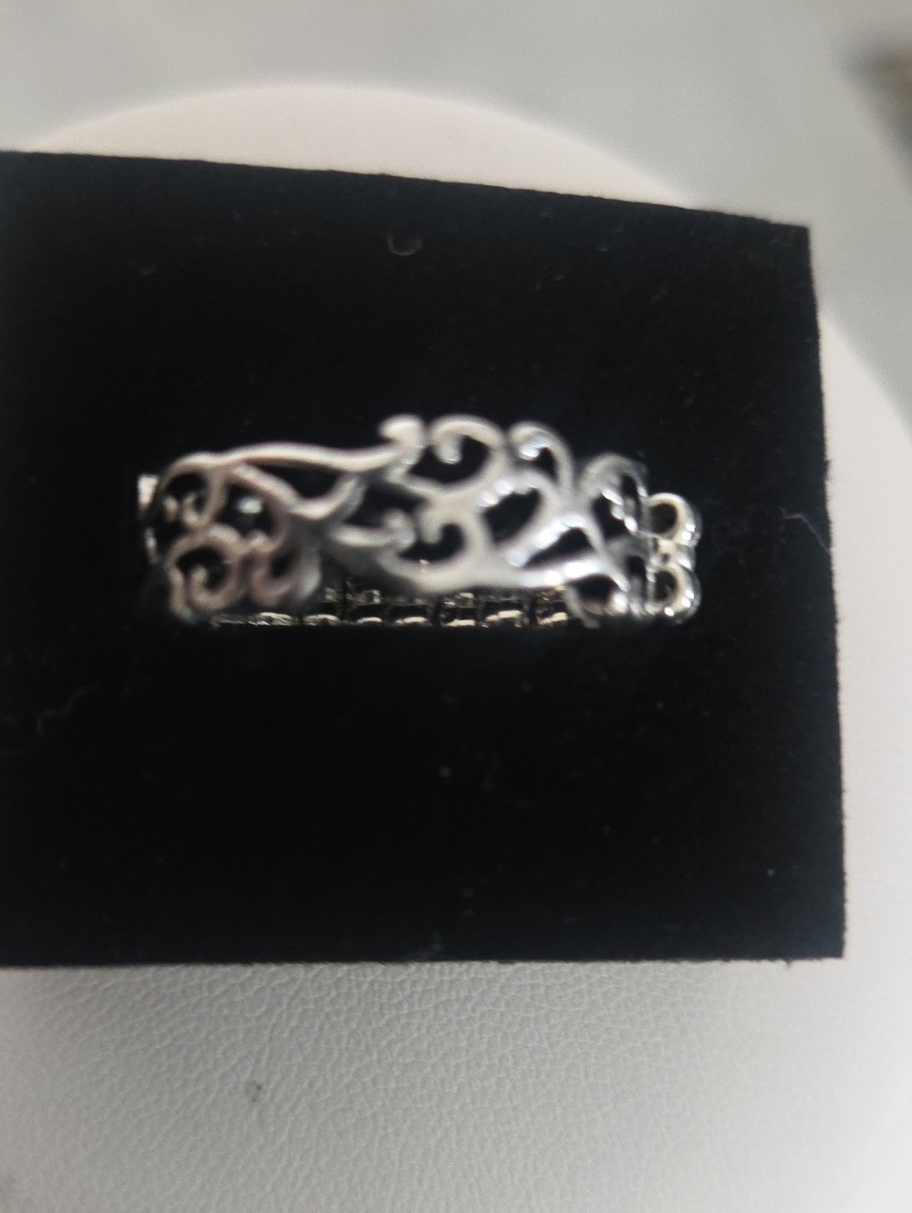 Paparazzi Whimsically Wreathed Silver Ring NWT